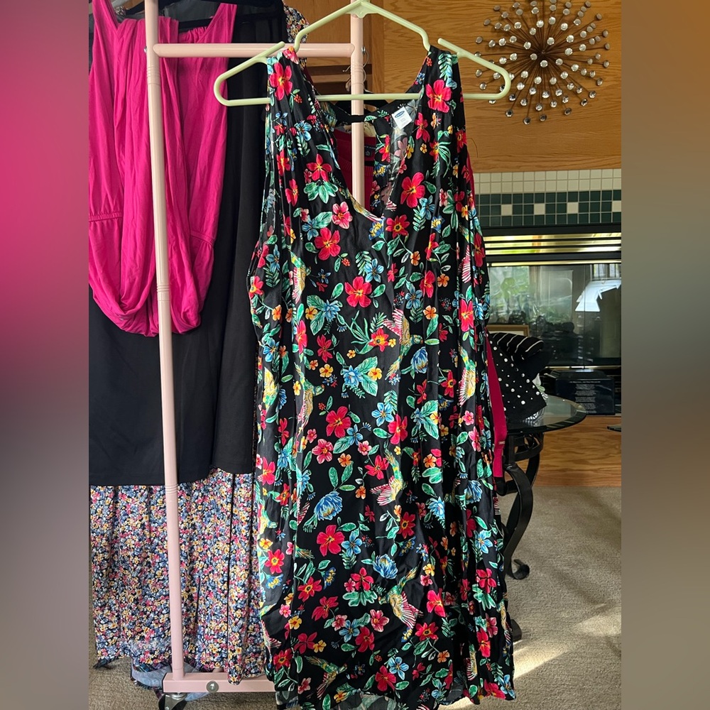 Old Navy Floral/Tropical Sleeveless Dress